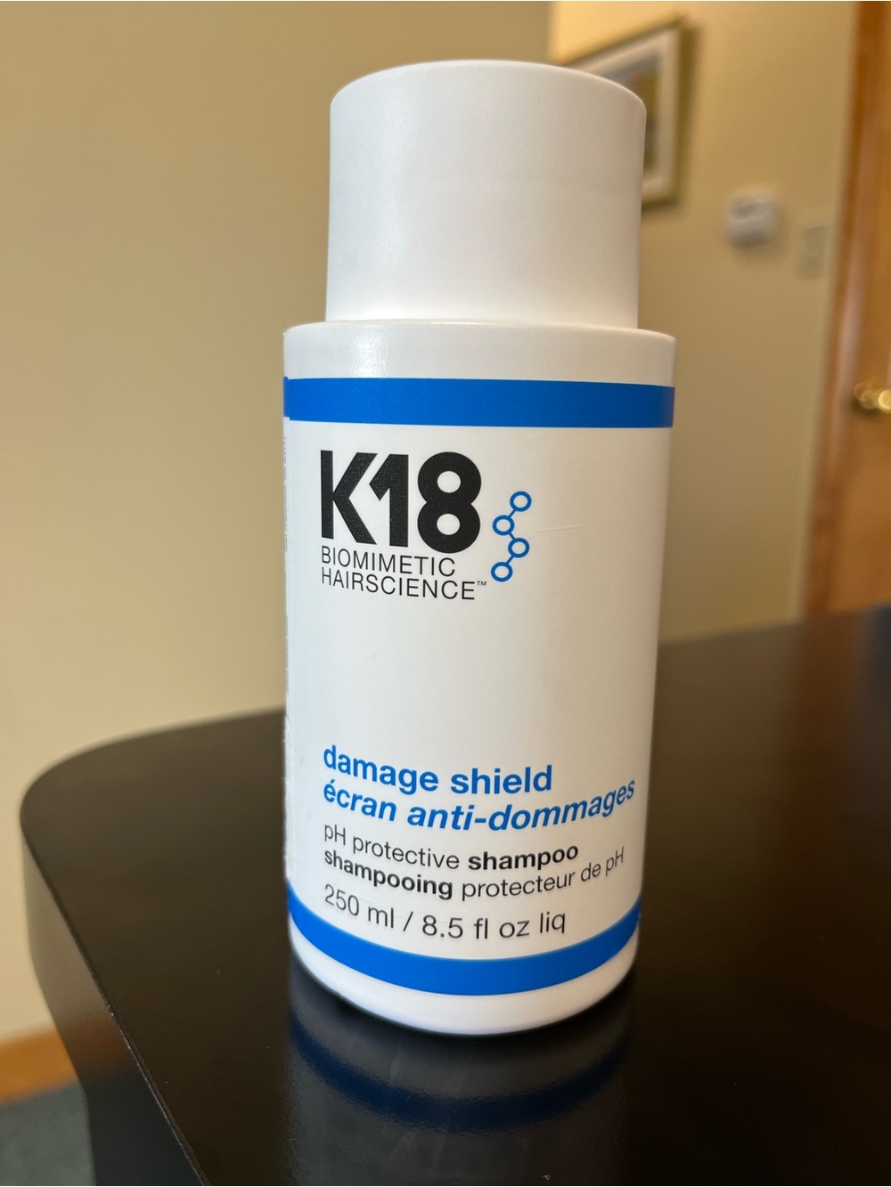 Damage Shield pH Protective Shampoo - White and Blue